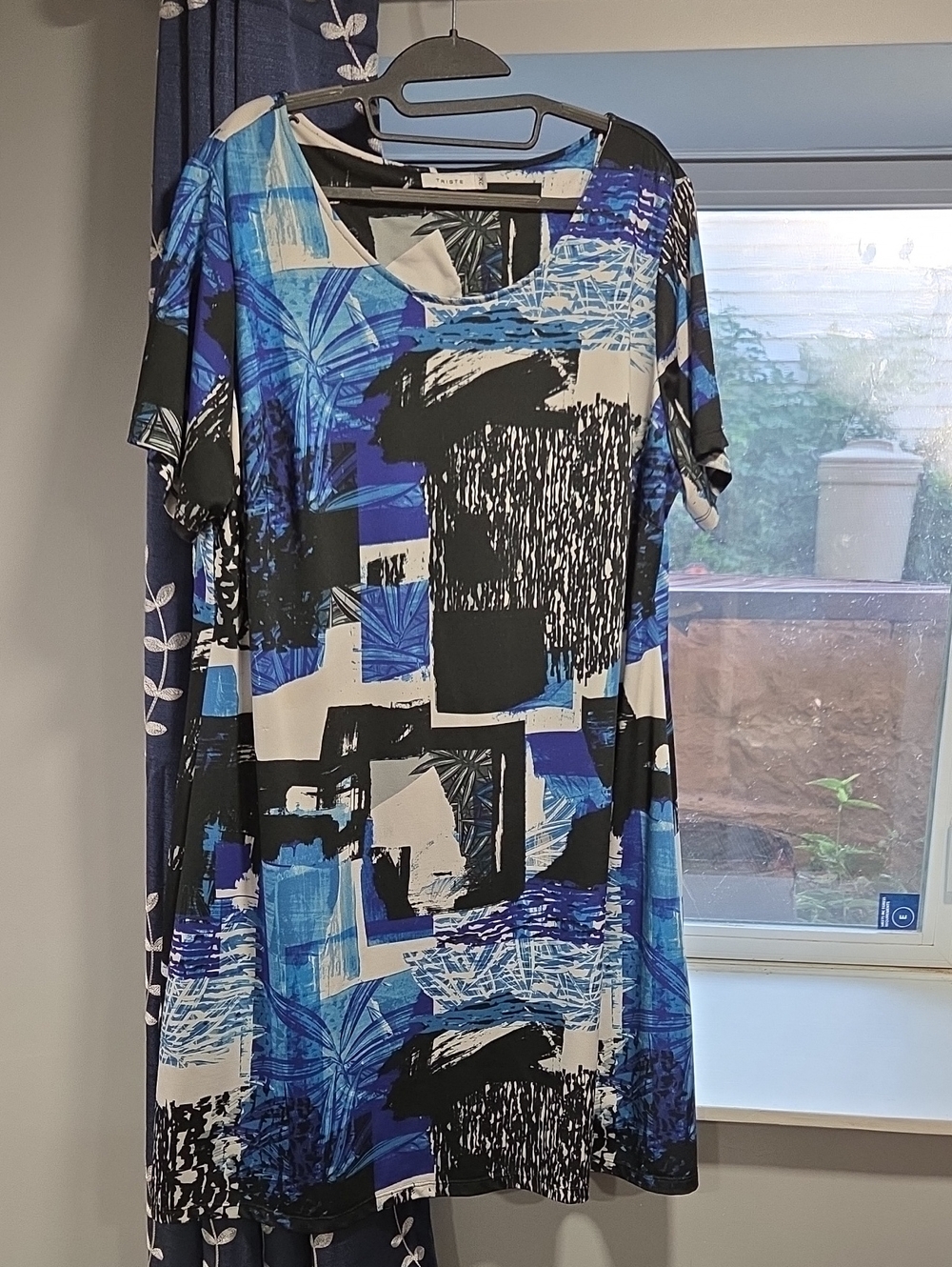 Triste 2X Abstract Blue Print Short Sleeve Dress
